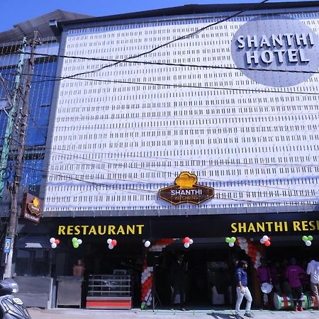Shanthi Residency Pathanāmthitta Exterior foto